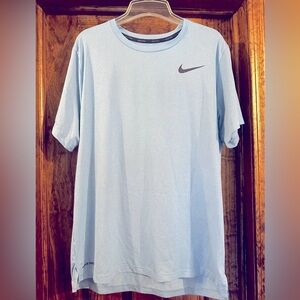 Nike Men's Sky Blue Short Sleeve Tee